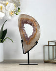 Natural Quartz Portal with Metal Stand - MWS2319