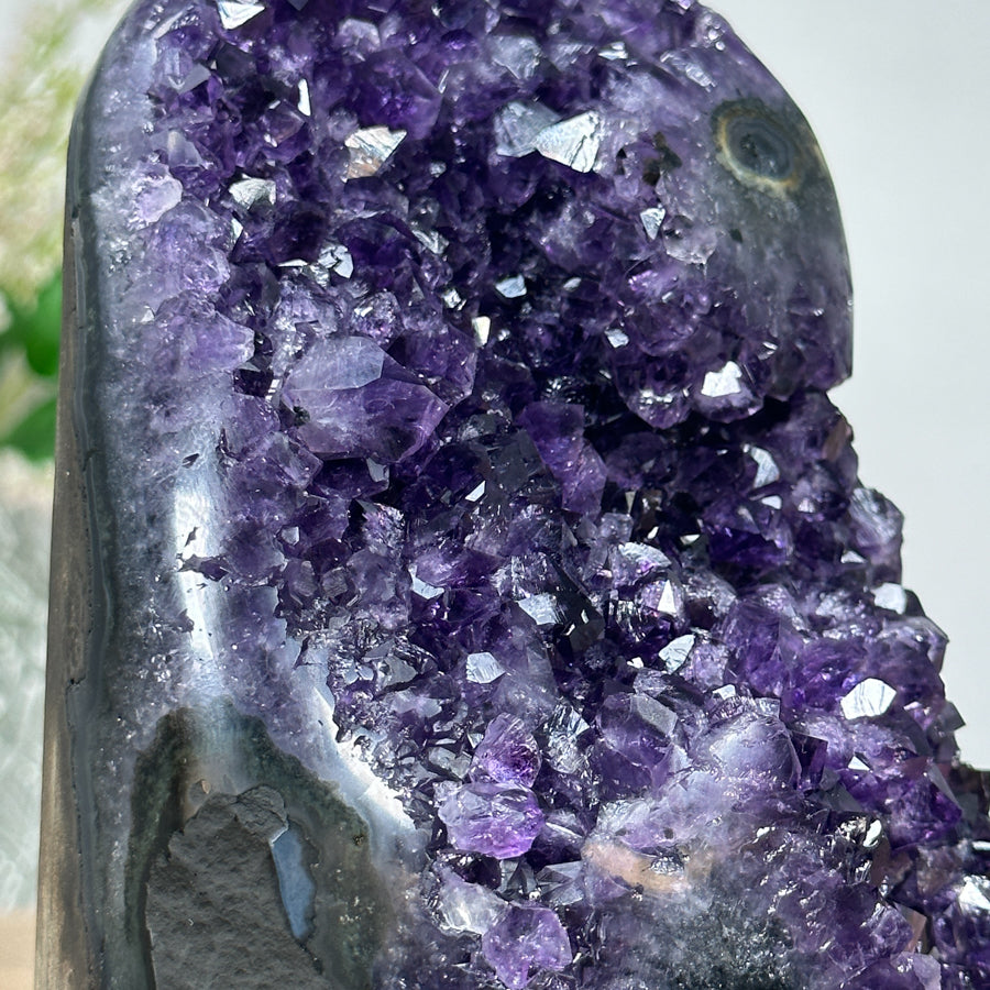 Beautiful Geniune Natural Amethyst Cathedral Stone - CBP0813
