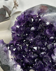 Best Quality Natural Amethyst Geode on Stand - MWS3201
