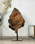 Natural Agate Stone Leaf Carving with Rar Quartz Formation - MWS2497