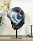 Natural Blue Agate Slice on Stand – Vibrant Pattern for Home Display - MWS2656