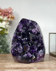 Uruguayan amethyst Cathedral with Large & Shinny Crystals - CBP1048