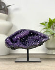 Natural uruguayan Amethyst Geode with Calcite Inclusion - MWS3379