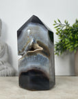 Uruguayan agate Stone Tower Geode - STP0190