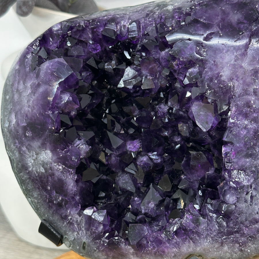 Top Quality Natural amethyst Geode on Stand - MWS3071