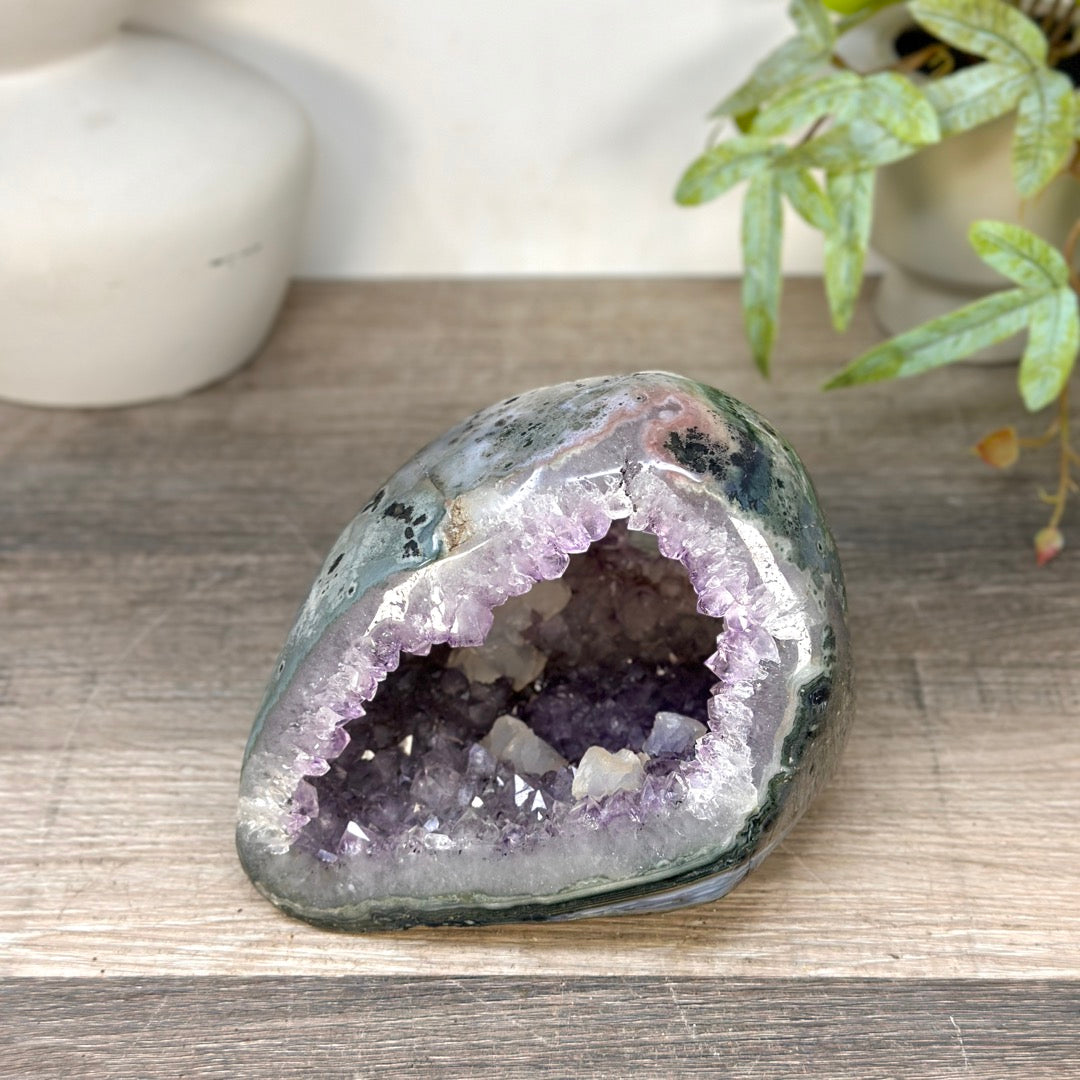 Natural amethyst Geode with Calcite Crystal Inclusions - STGE0091