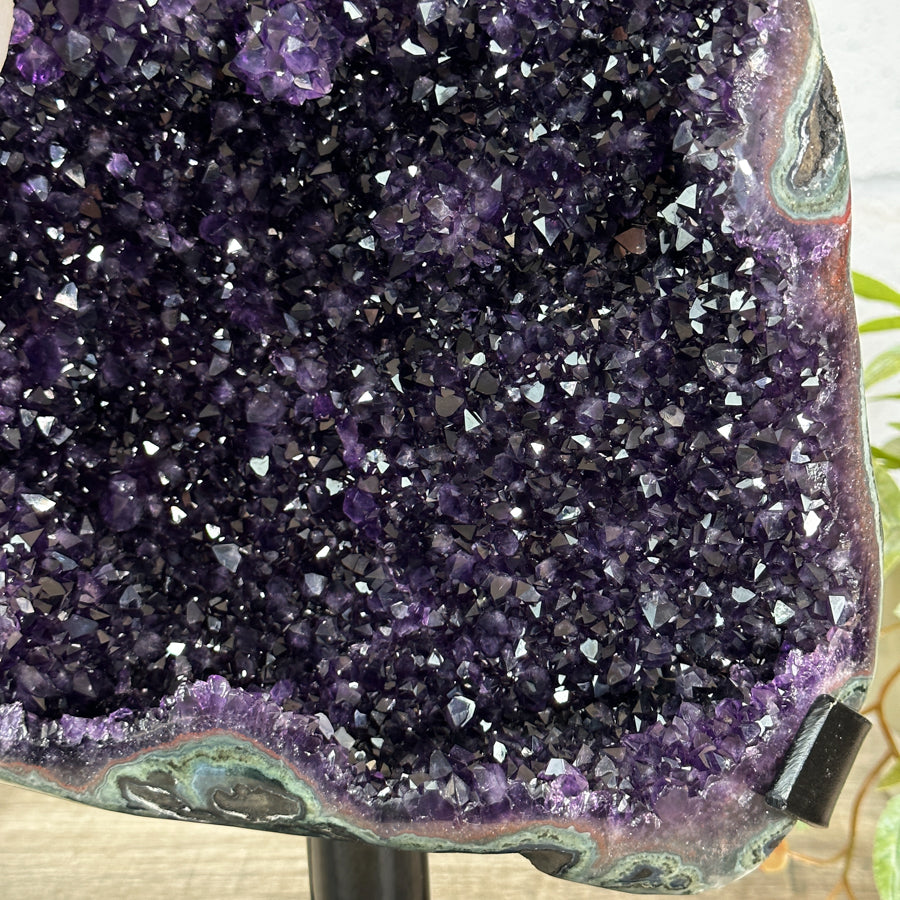 Top Quality Natural Amethyt Geode Statemen Piece - MWS3146