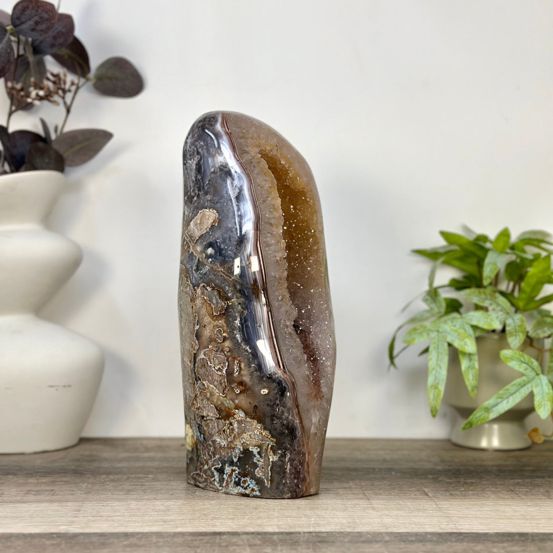 Natural Uruguayan Quartz Geode with Calcite formation Statement Piece - CBP1435