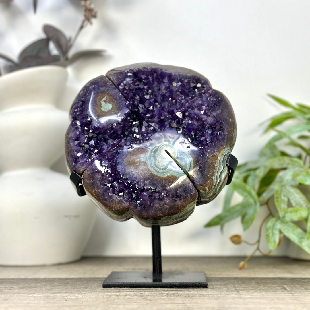 Large Lucky Amethyst &amp; Green Jasper Clover on Metal Stand - MWS3277