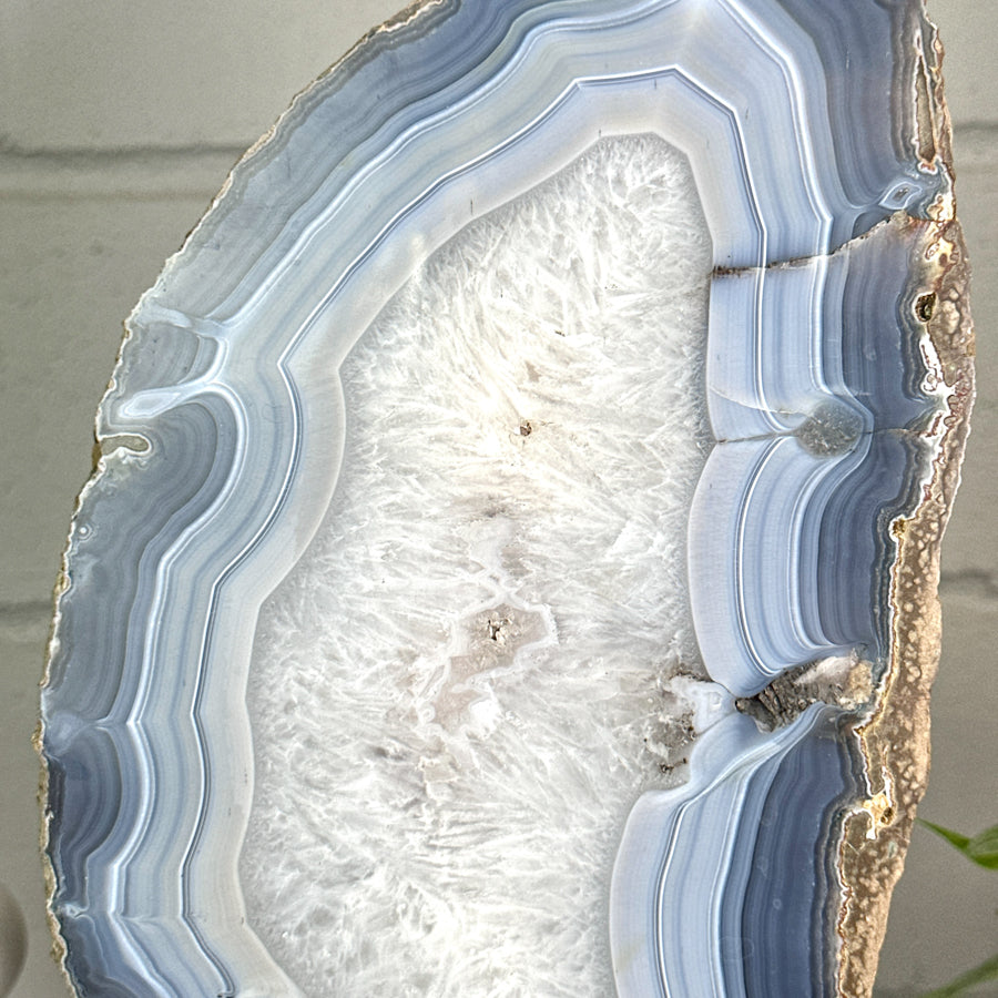 XXL Natural Blue Banded Agate &amp; Quartz Stone Slice on Stand - MWS3043