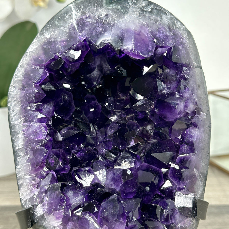 Top Quality Natural Amethyst Geode on Stand - MWS2929