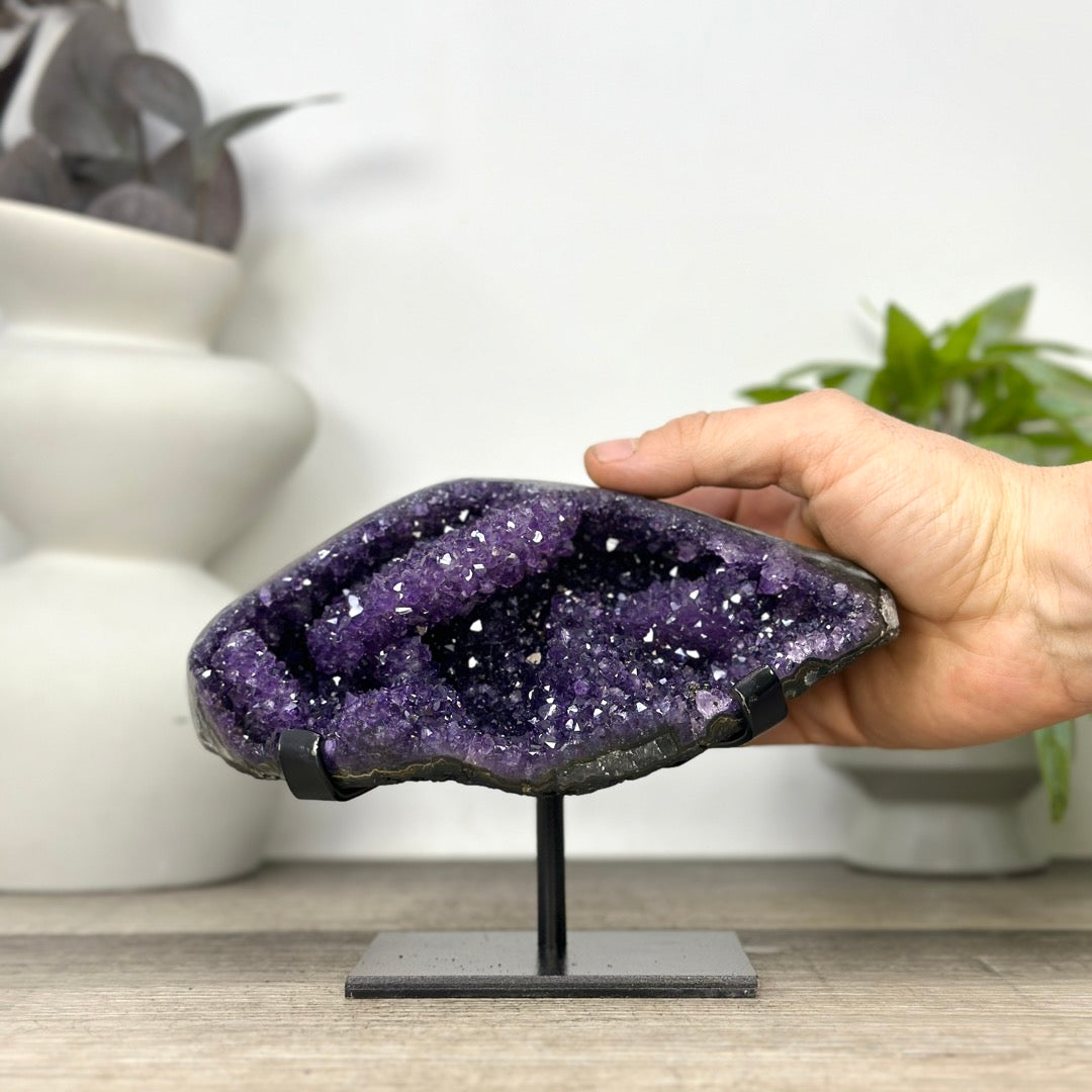 Natural uruguayan Amethyst Geode with Calcite Inclusion - MWS3379