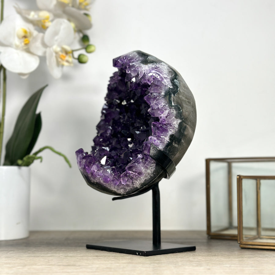 Outstanding Natural Amethyst Geode Cave - MWS2303