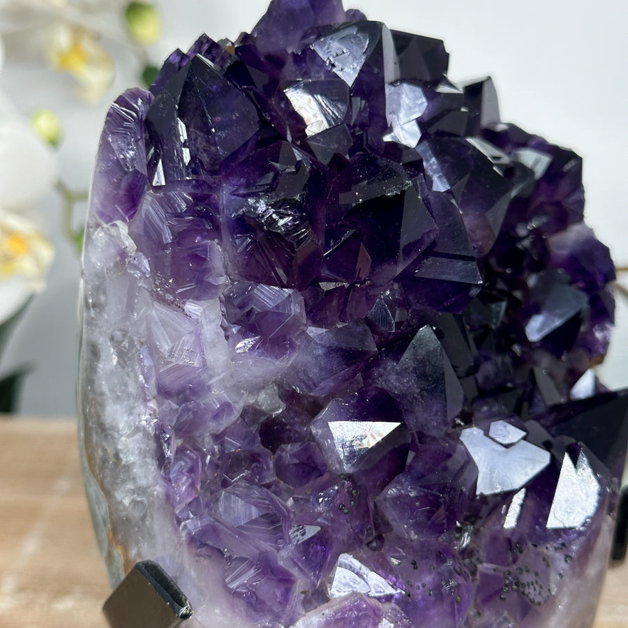 Stunning Natural Amethyst Crystal with Large &amp; Shinny Crystals - MWS1932