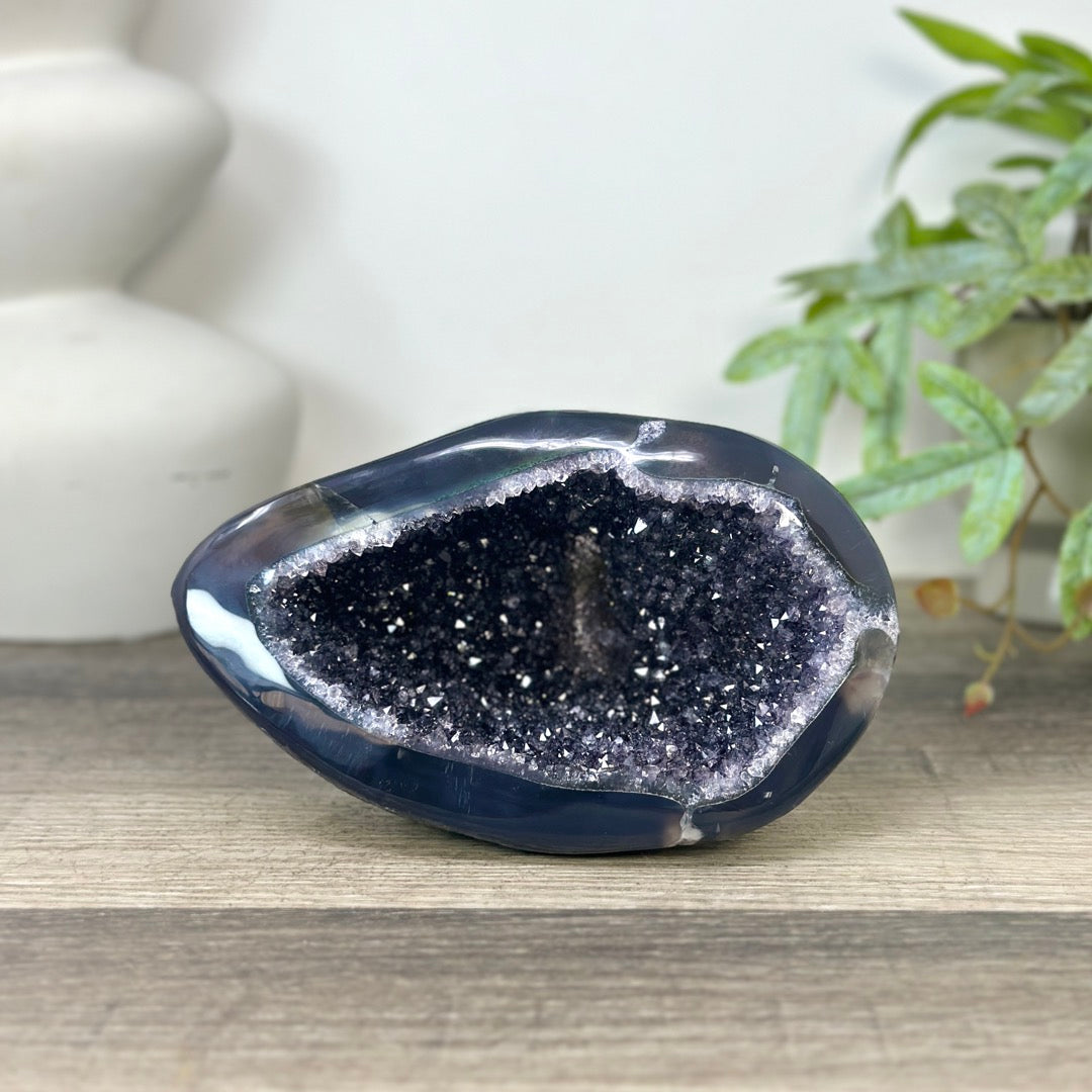 Quartz Geode Cave with Polished Agat Shell - STGE0034