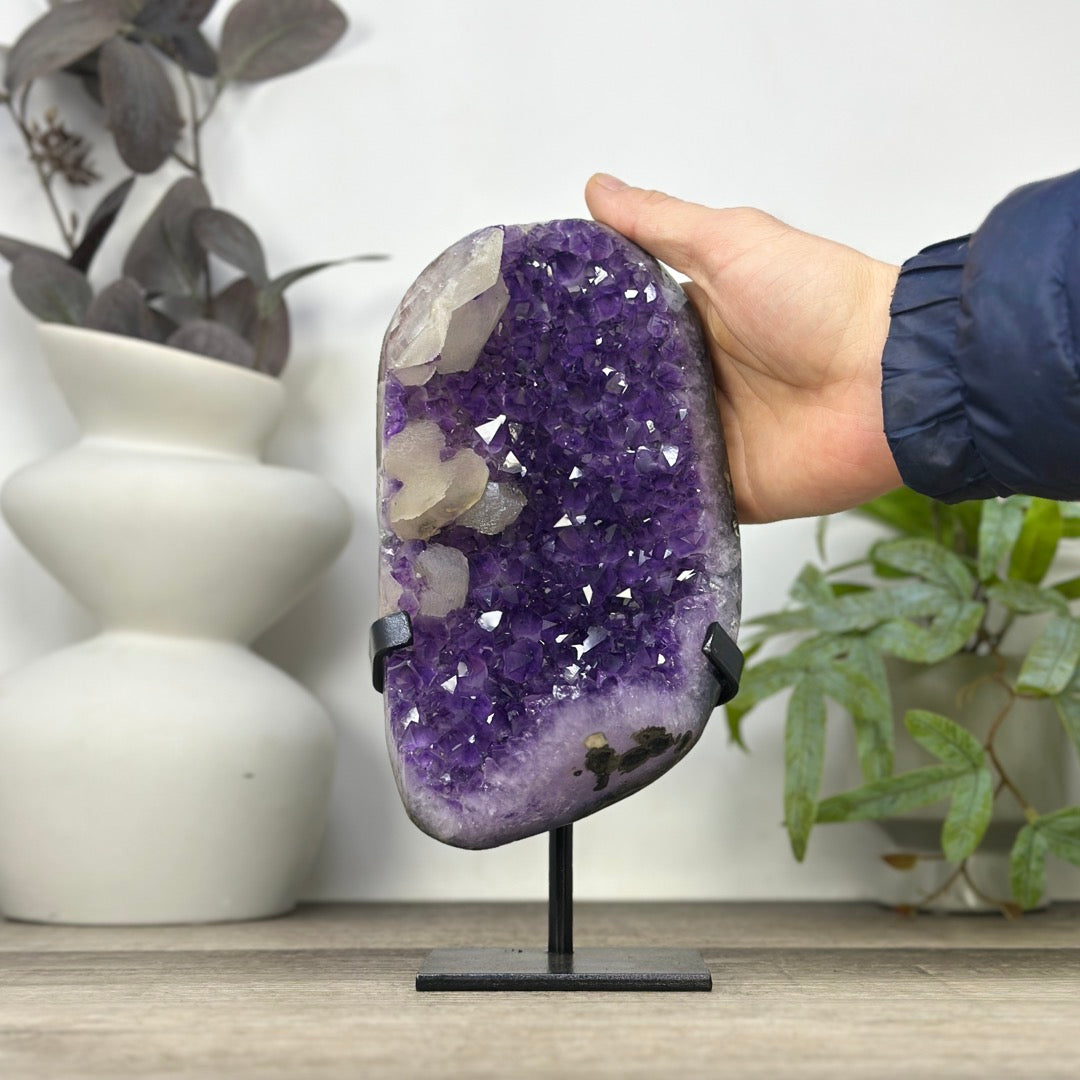 Natural uruguayan Amethyst Crystal with Calcite Formations - MWS3318