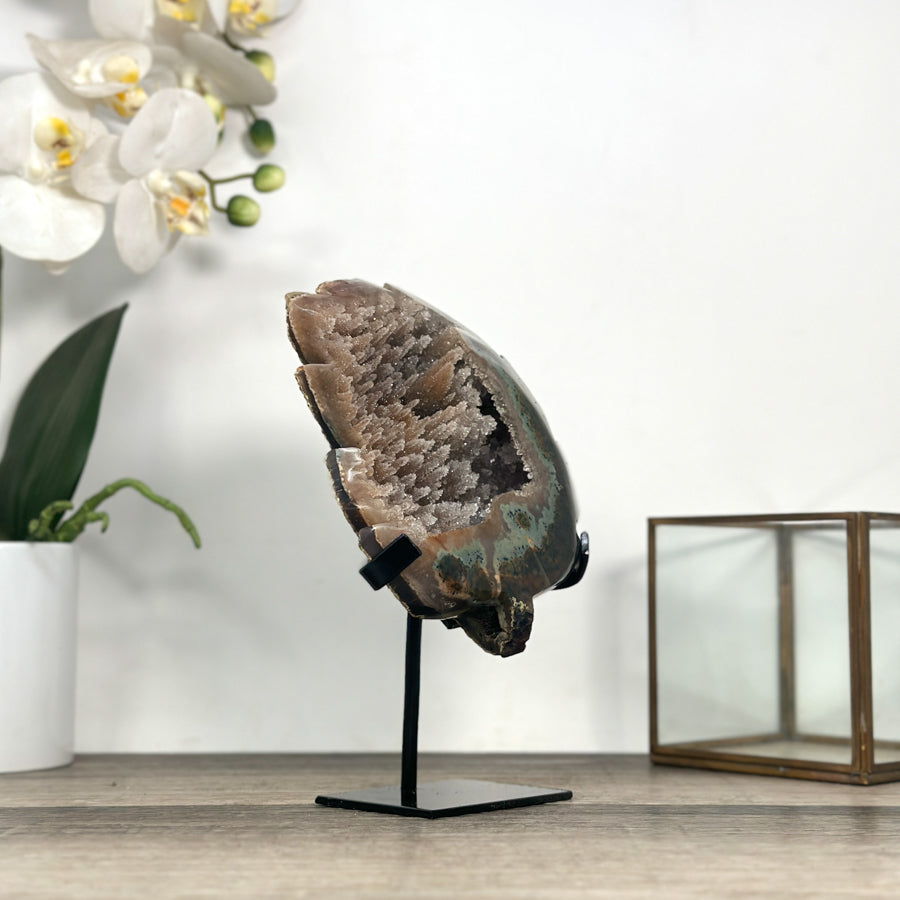 Agate &amp; Quartz Druzy Stone Leaf Carving on Metal Stand - MWS2804