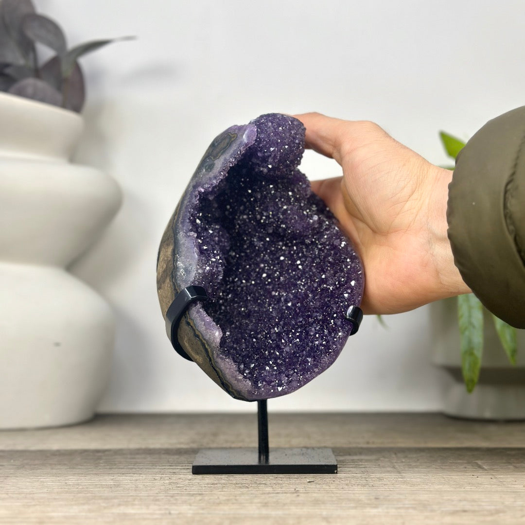 Natural uruguayan amethyst Geode with Beautiful Formations - MWS3335