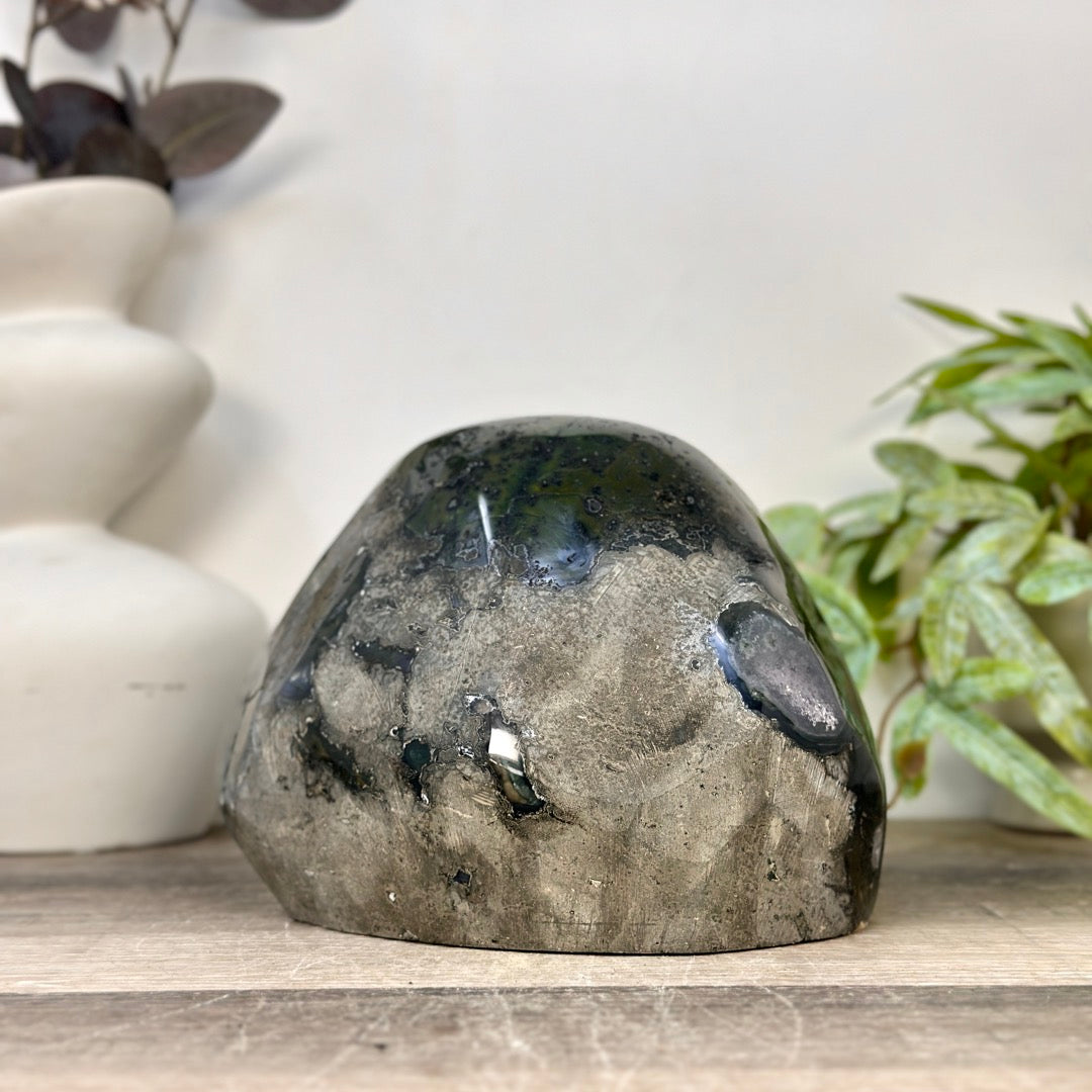 Natural Large Amethyst Stone Geode - STGE0086