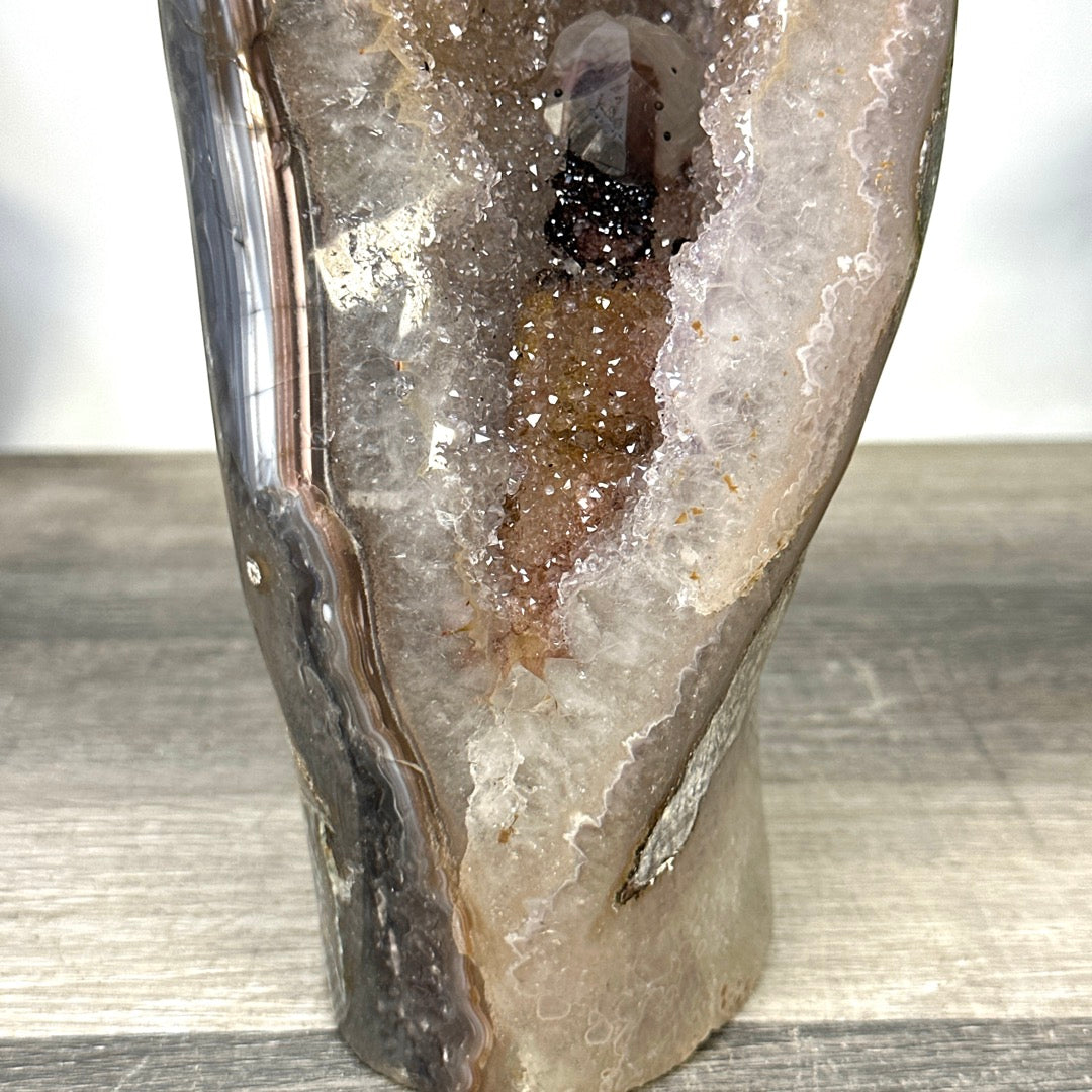 Natural Uruguayan Quartz Geode with Calcite formation Statement Piece - CBP1435