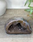 Natural Agate & Quartz Stone Geode - STGE0080