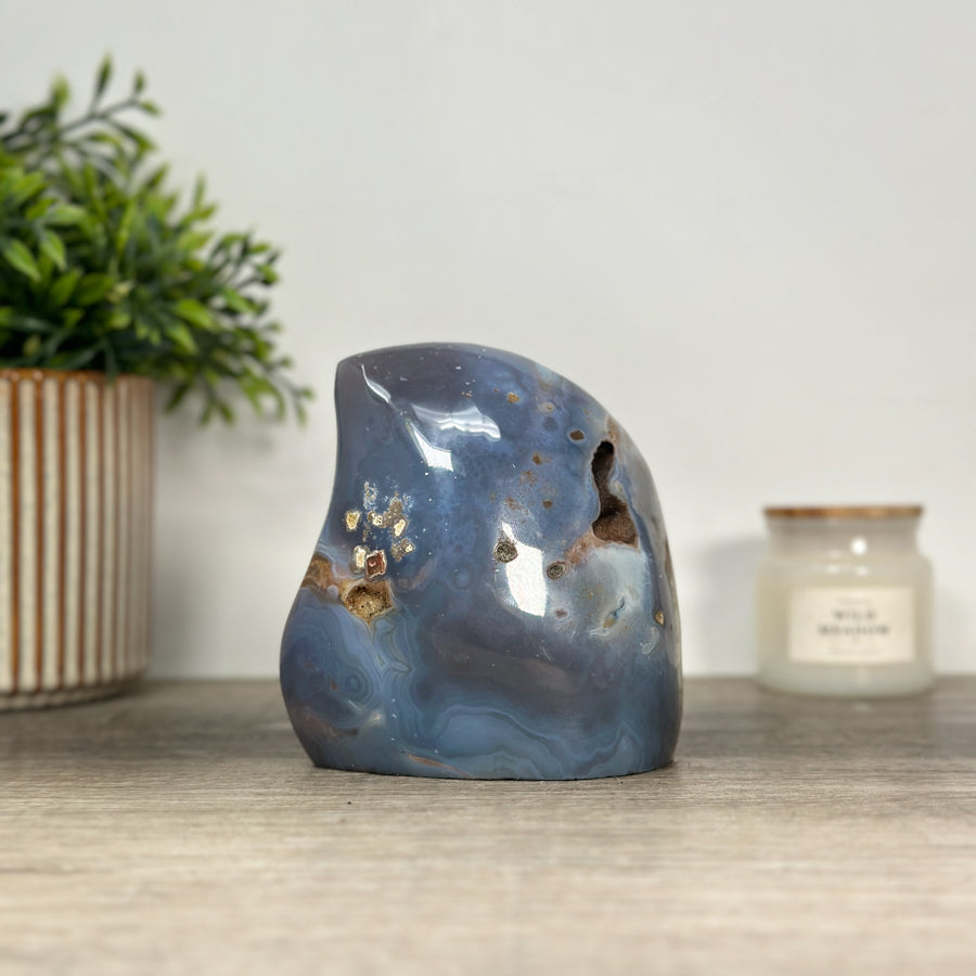 Blue Agate, Amethyst &amp; Quartz Flame Carving - FST0152