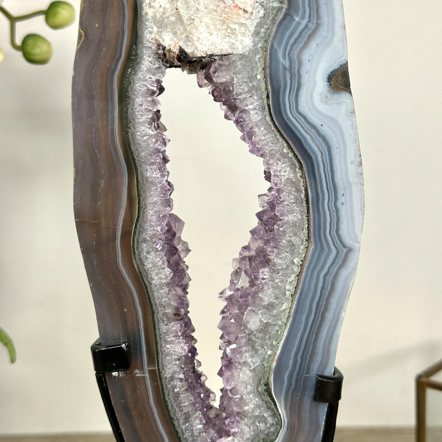 Beautiful Blue Banded Agate &amp; Amethyst Stone Portal - MWS2114
