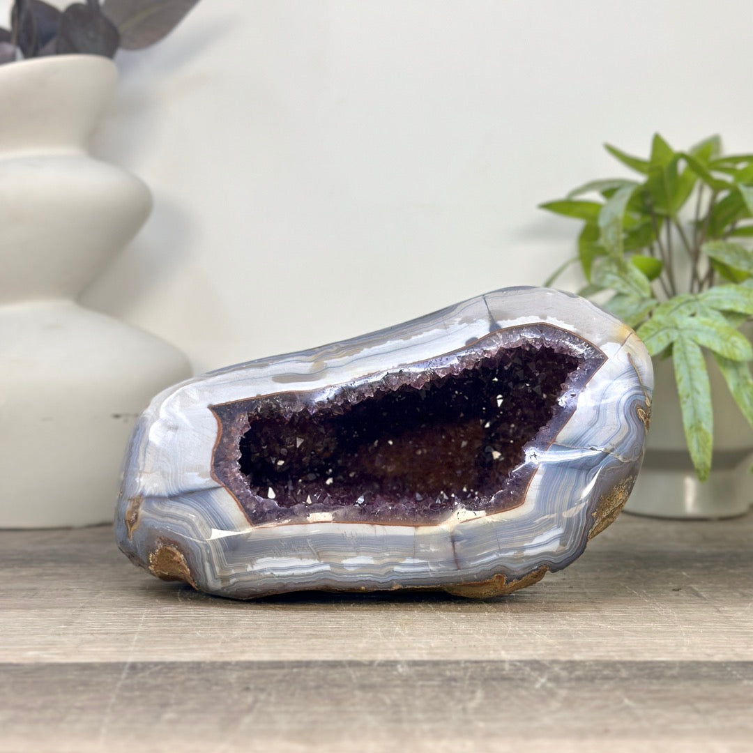Large Blue Banded Agate &amp; Amethyst Stone Geode - STGE0114