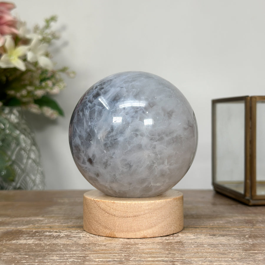 Stunning Quartz &amp; Agate Sphere with Wooden Stand with uilt-in LED Light - SPH0136