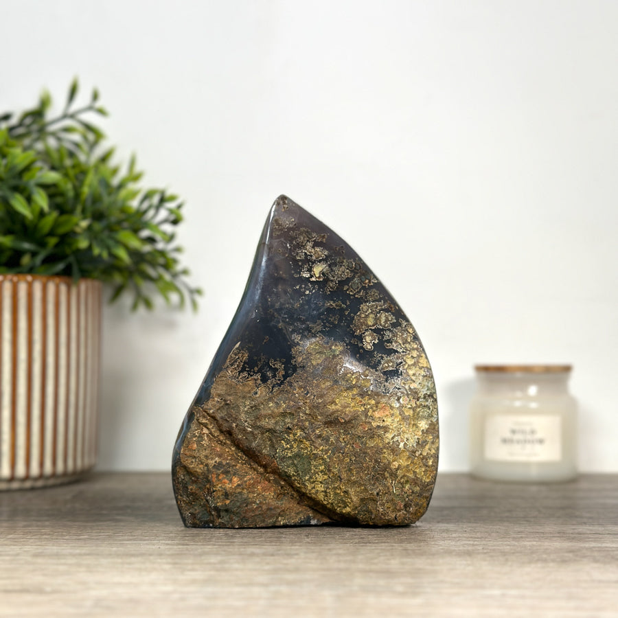 Blue agate &amp; Quartz Stone Flame Carving - FST0164