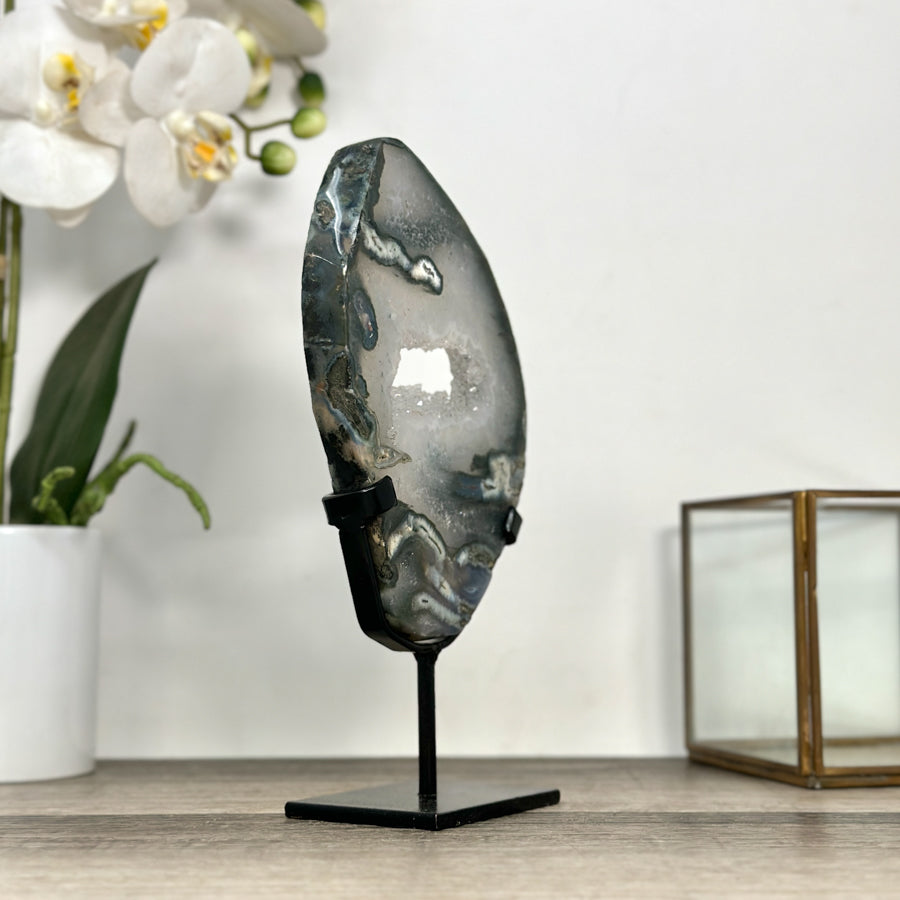 Quartz &amp; Green Jasper Stone Portal on Stand - MWS2857