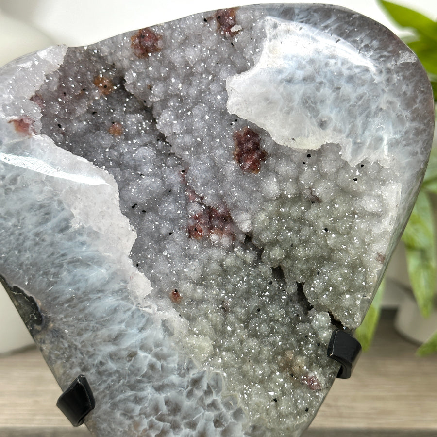 Natural Green Tone Sugar Quartz Specimen - Stand Included - MWS3159