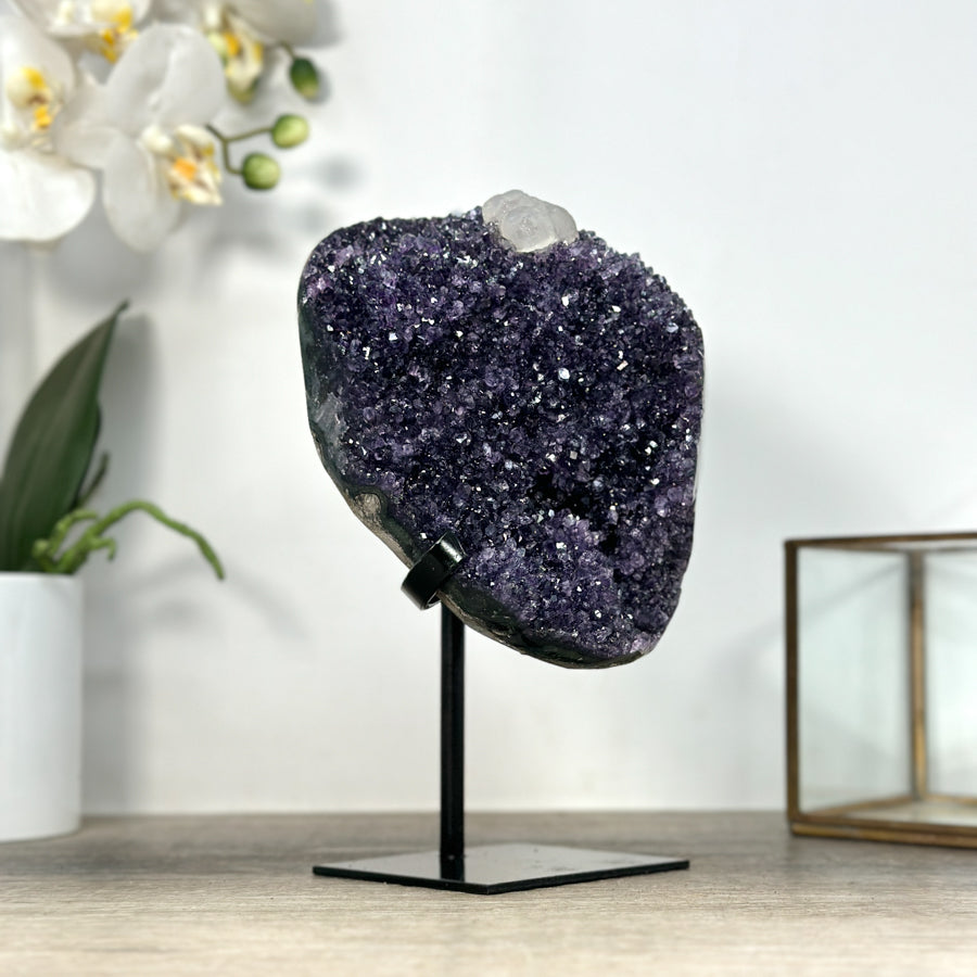 Uruguayan Amethyst Stone with Calcite Inclusion - MWS2550