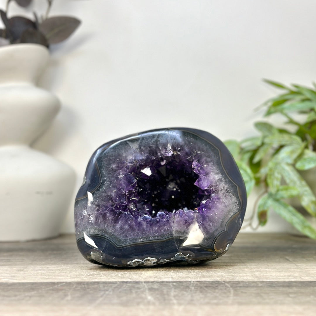 Huge Amethyst &amp; Agate Geode with Handpolished Shell - STGE0083