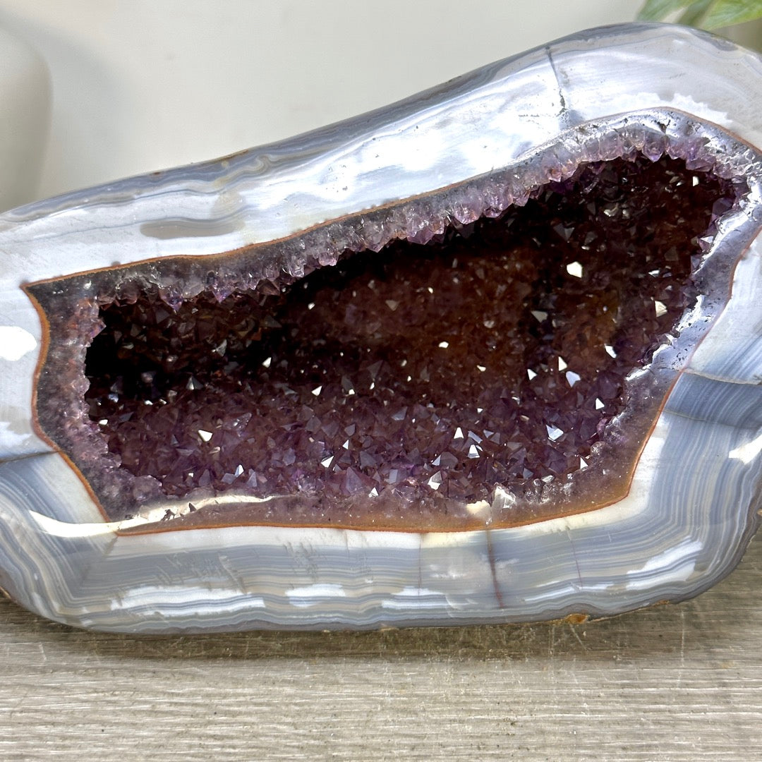 Large Blue Banded Agate &amp; Amethyst Stone Geode - STGE0114