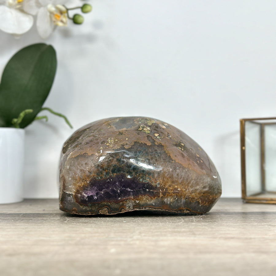 Uruguayan Amethyst Stone Geode with Quartz Shell - STGE0026