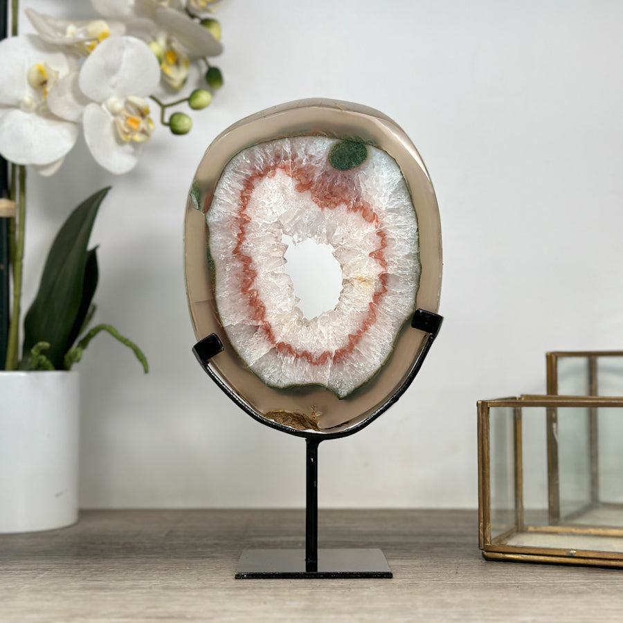 Unique Agate &amp; Quartz Portal Slab