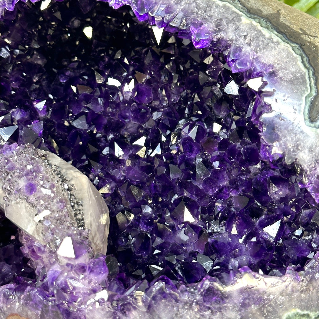 Huge A Grade Amethyst Geode with unique Calcite Crystal Formation - STGE0055