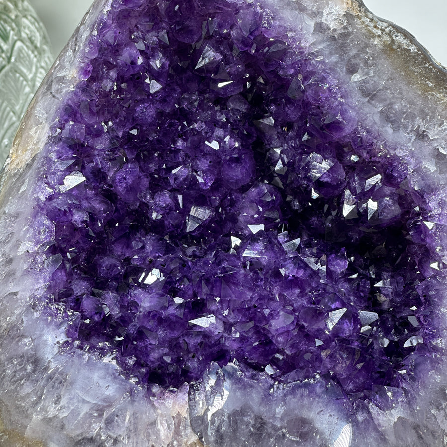 Stunning Large Amethyst Geode, Top Quality Crystals - CBP1071