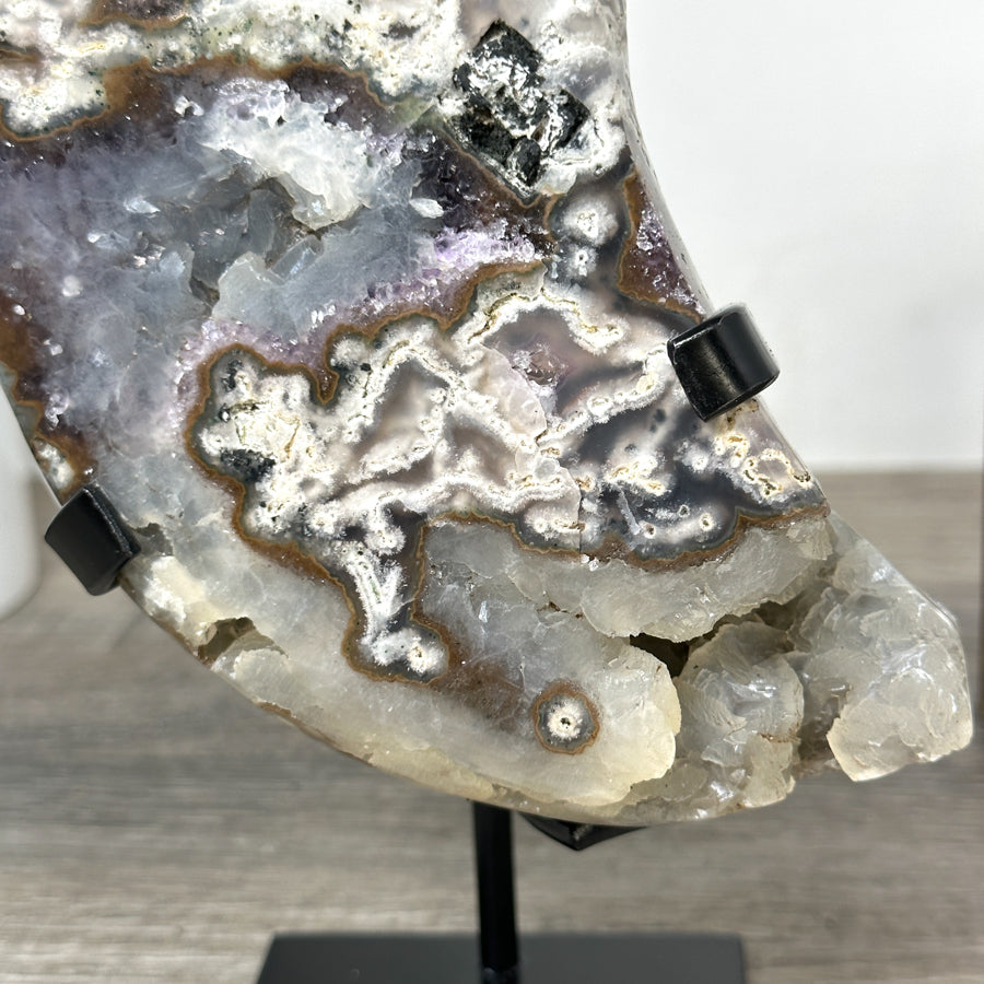 Outstanding Amethyst &amp; Agate Moon Carving - MWS2370