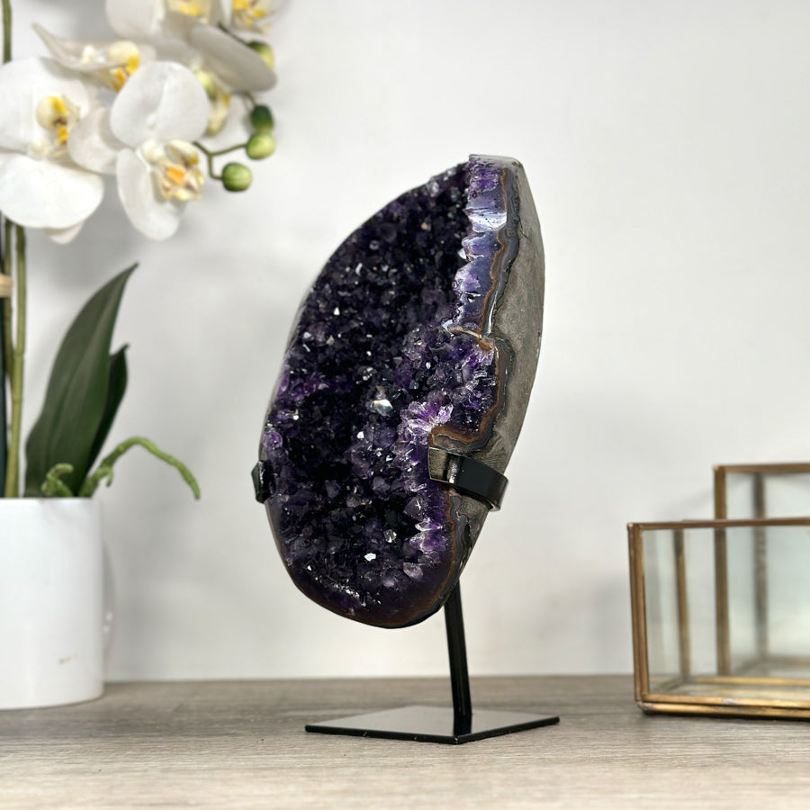 Uruguayan amethyst Geode - MWS2389