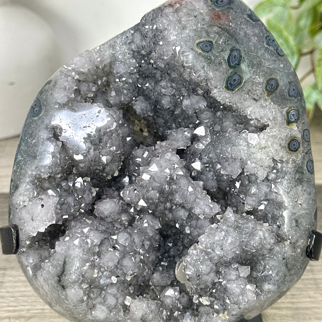 Grey Quartz Geode from Uruguay - Stand included - MWS3293