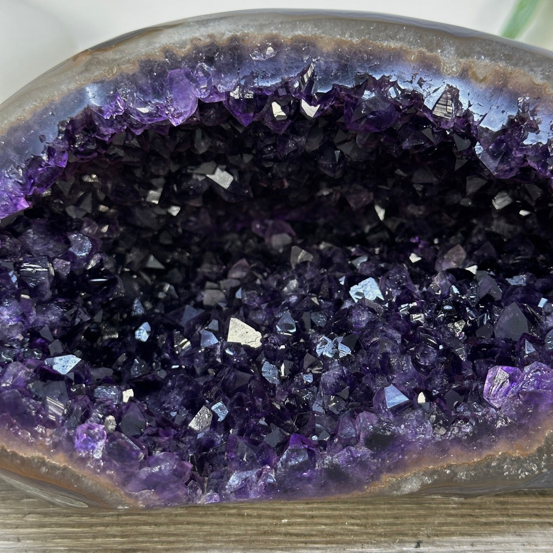 Top Quality Natural Amethyst Geode for Home Decor - STGE0068
