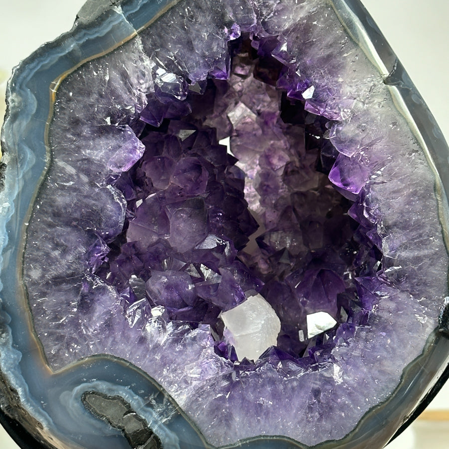 Stunning Amethyst &amp; Agate Geode, Metallic Stand Included - MWS1372