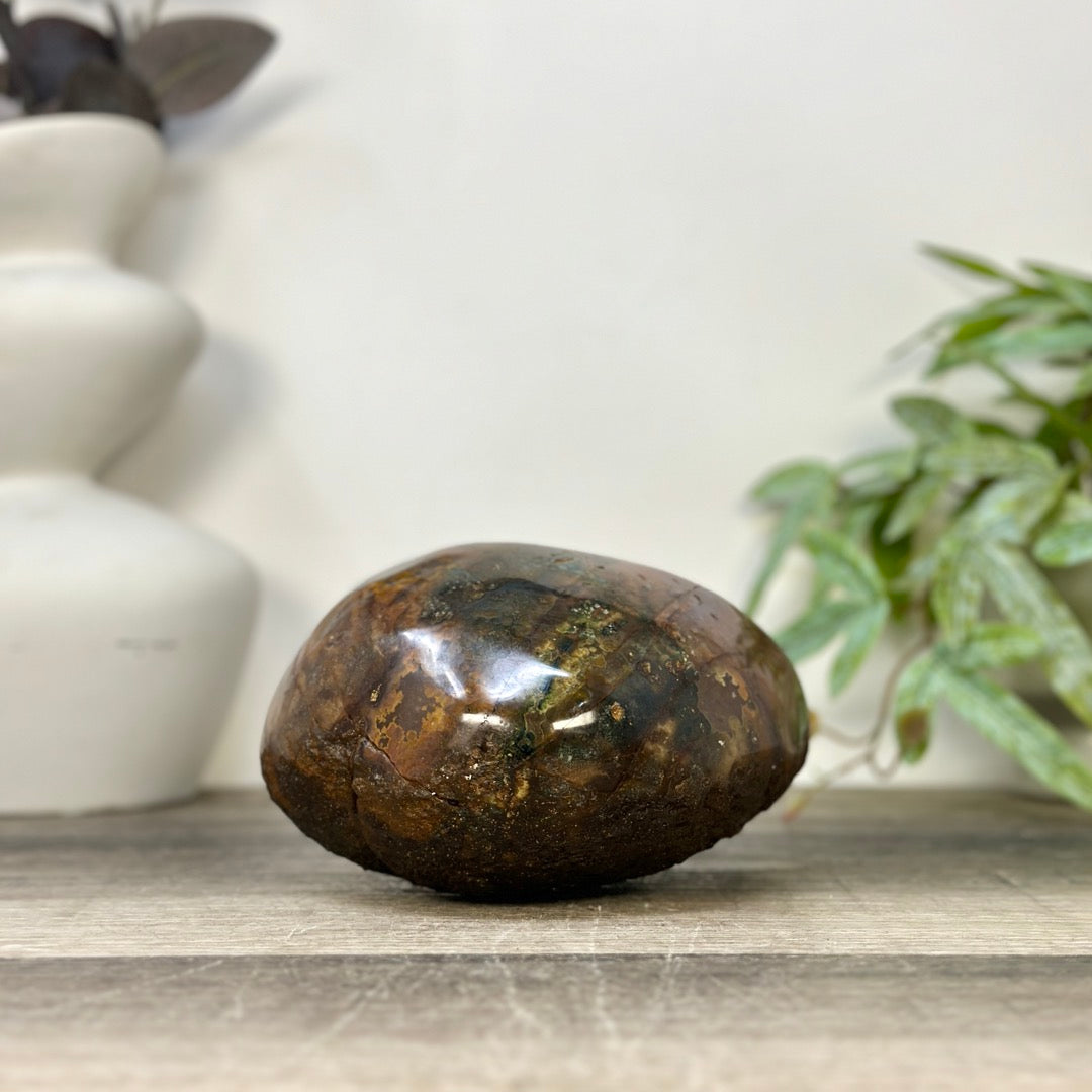 Natural Amethyst Stone Geode from Uruguay - STGE0077