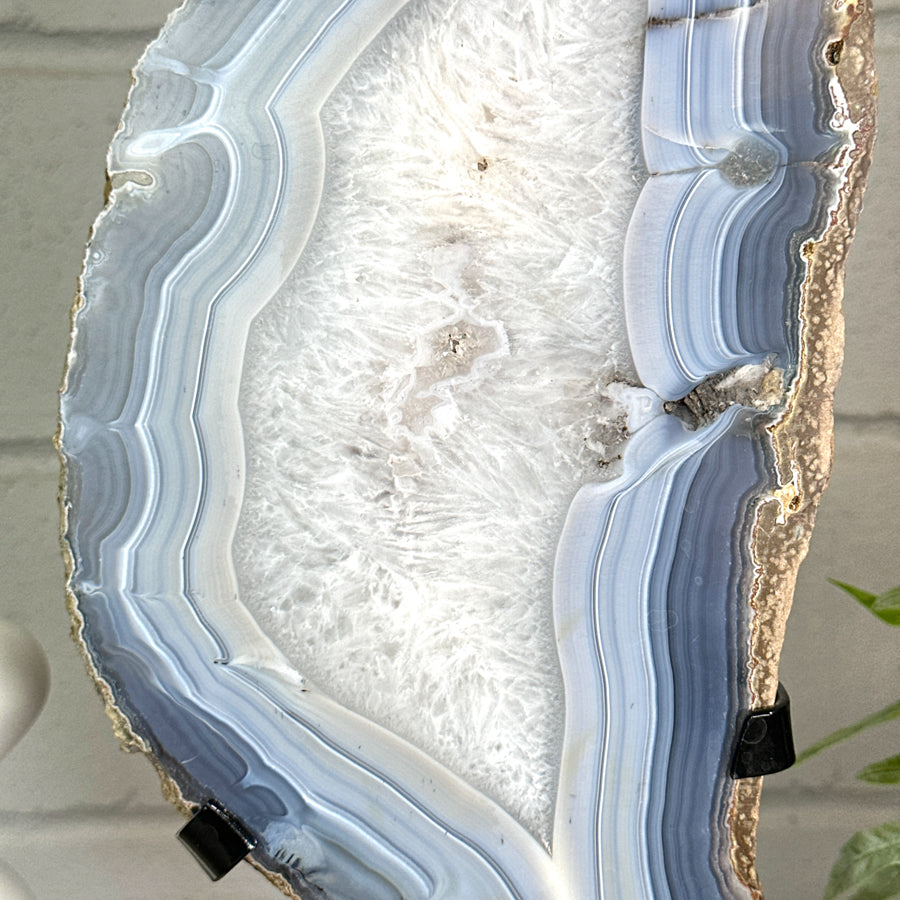 XXL Natural Blue Banded Agate &amp; Quartz Stone Slice on Stand - MWS3043