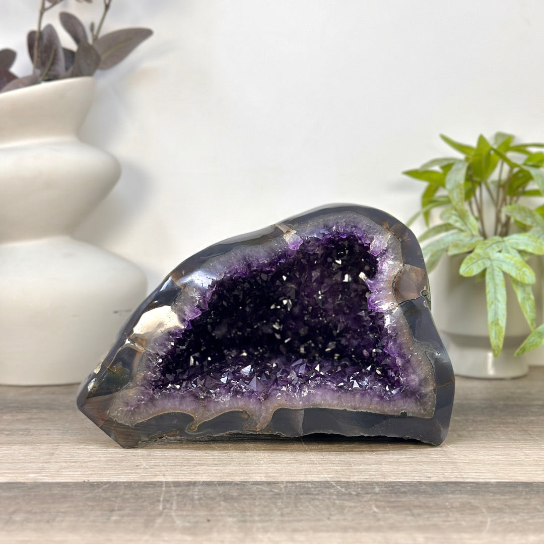 Top Quality Natural Amethyst Stone Geode - STGE0101