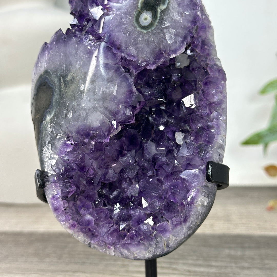 Amethyst Crystal Stone with Stalactite Eyes Fomations - MWS3271