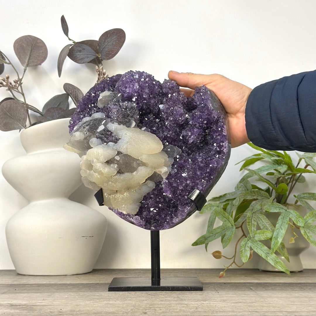 Unique Natural uruguayan amethyst with Calcite &amp; Black Hematite Inclusion - MWS3280