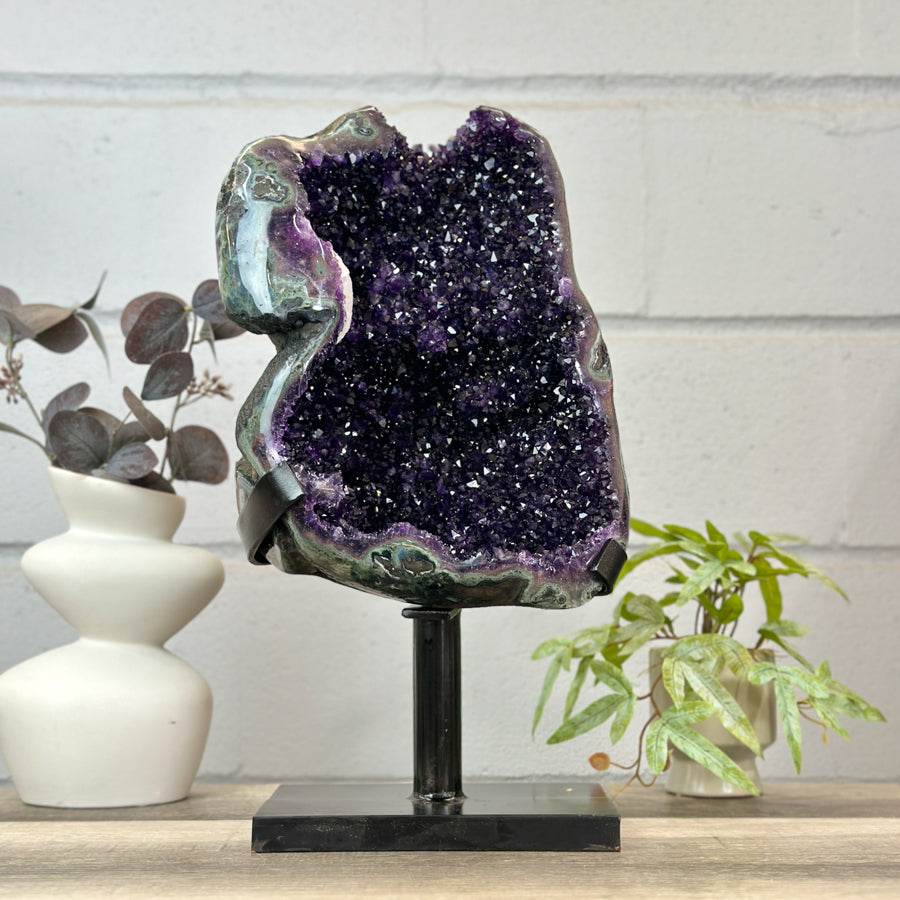 Top Quality Natural Amethyt Geode Statemen Piece - MWS3146